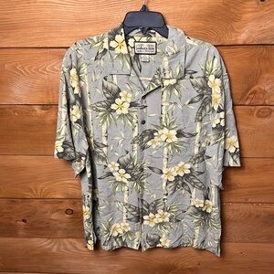 Jamaica Jaxx Mens Camp Shirt L Gray‎ Silk Button Down Up Hawaiian Floral Luau